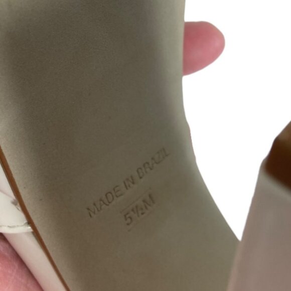 NWT Steve Madden Agata Platform Heels Bone Beige Patent Faux Leather Size 5.5 - Picture 11 of 16